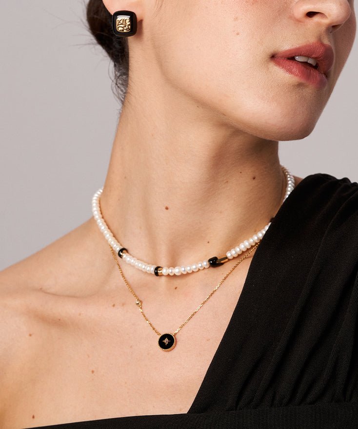 Gold Black Agate Coin Pendant Necklace | Belvria