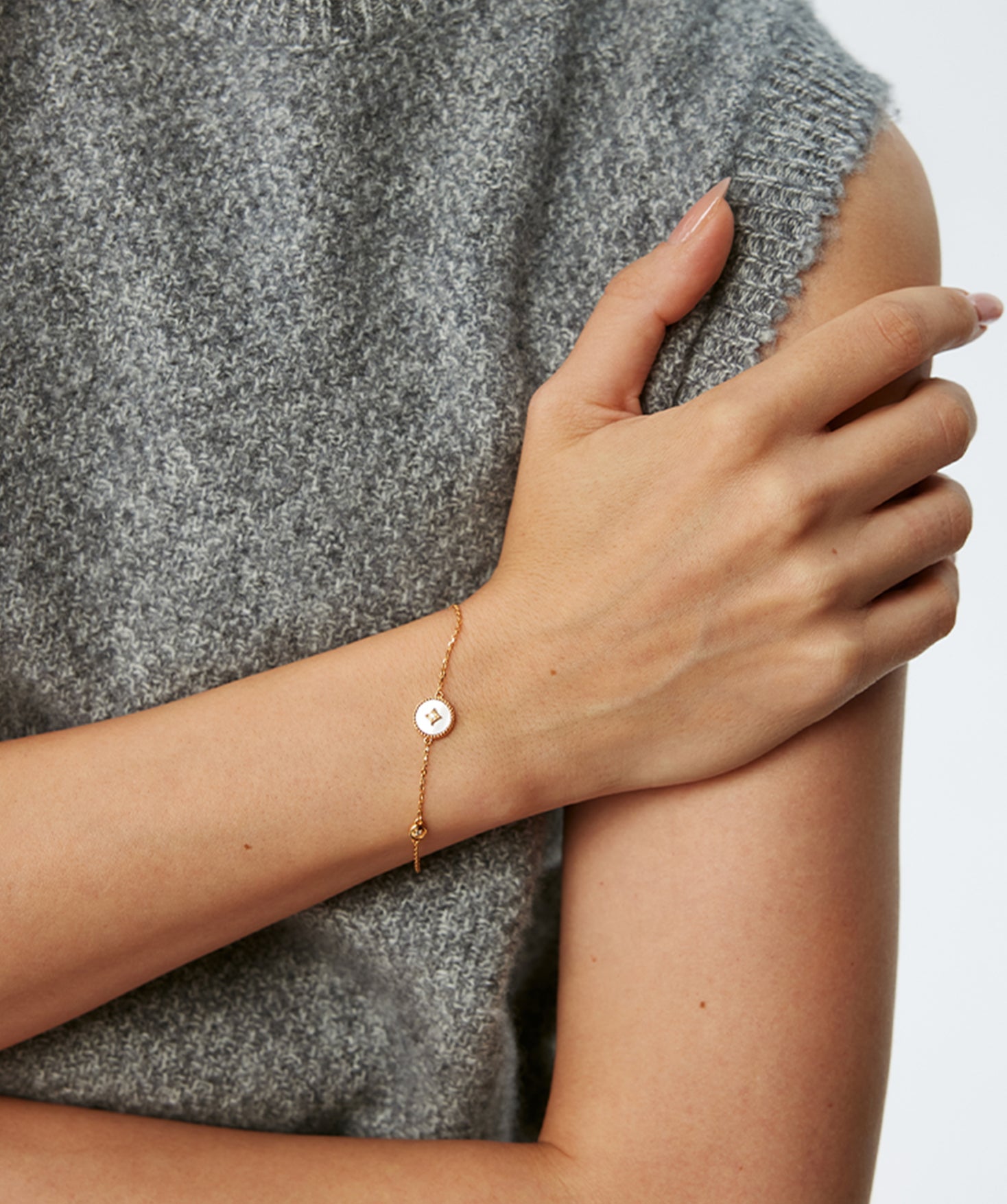 Mother of Pearl Bracelet in Gold Vermeil | Belvria