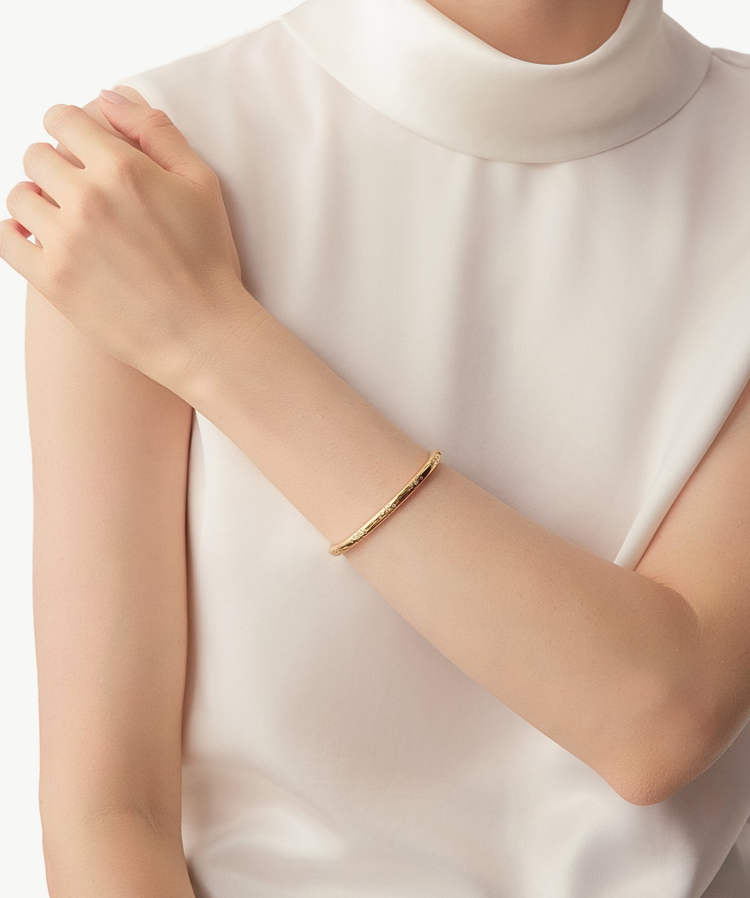 Gold Celestial Star Bangle Bracelet | Belvria