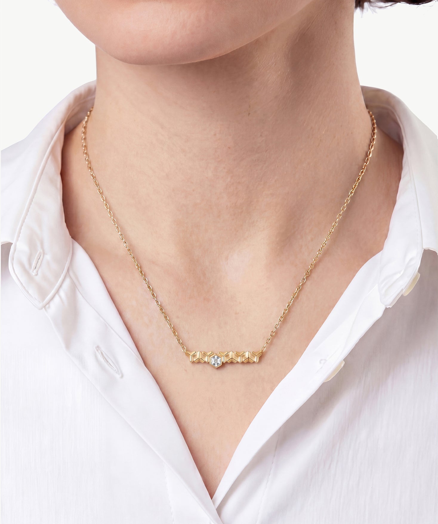 Gold Geometric Chain Link Bar Necklace | Belvria