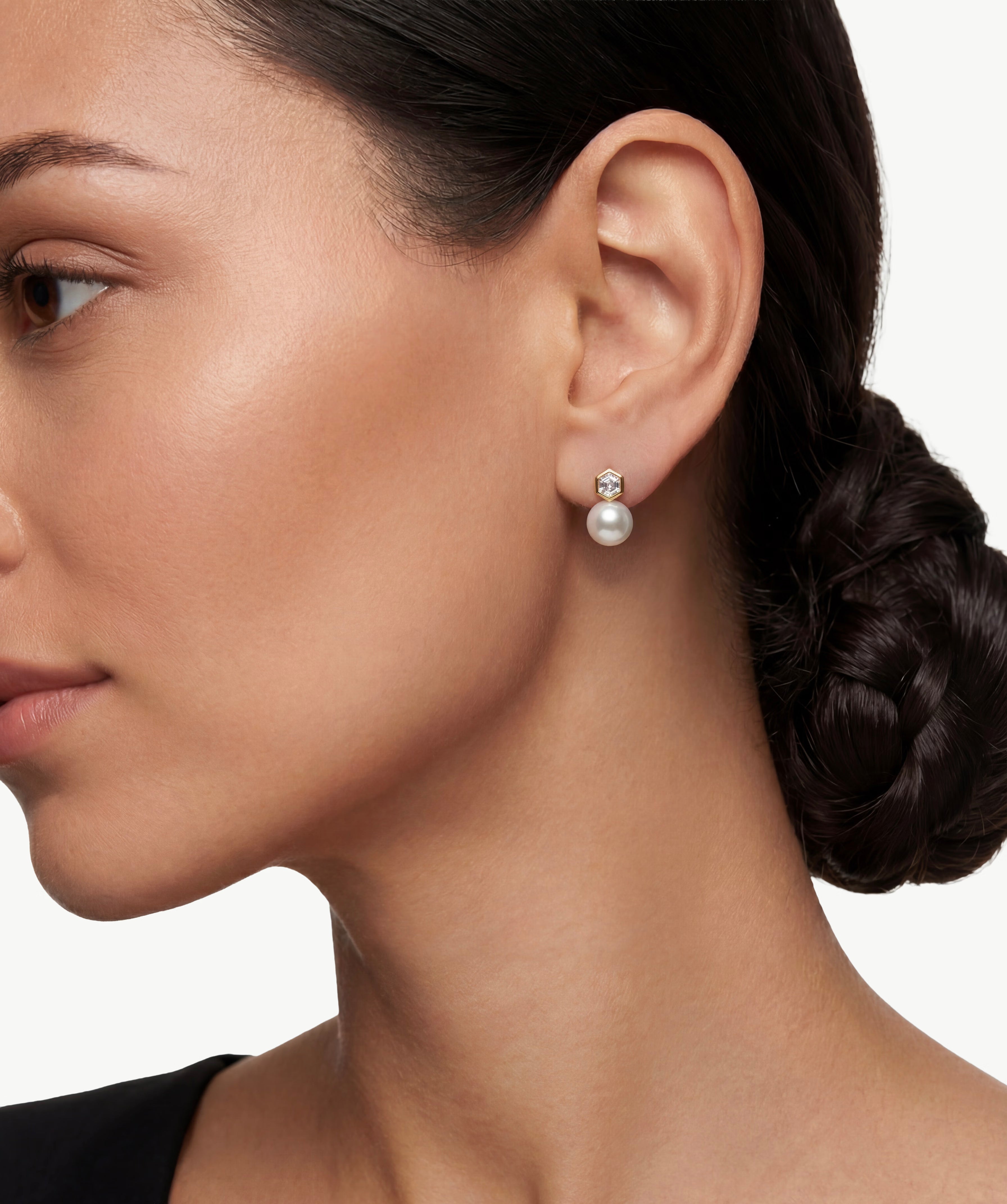 Freshwater Pearl Hexagon Stud Earrings | Belvria