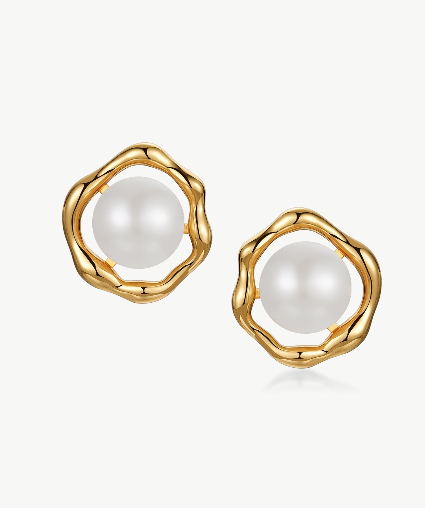 Organic Freshwater Pearl Stud Earrings | Belvria