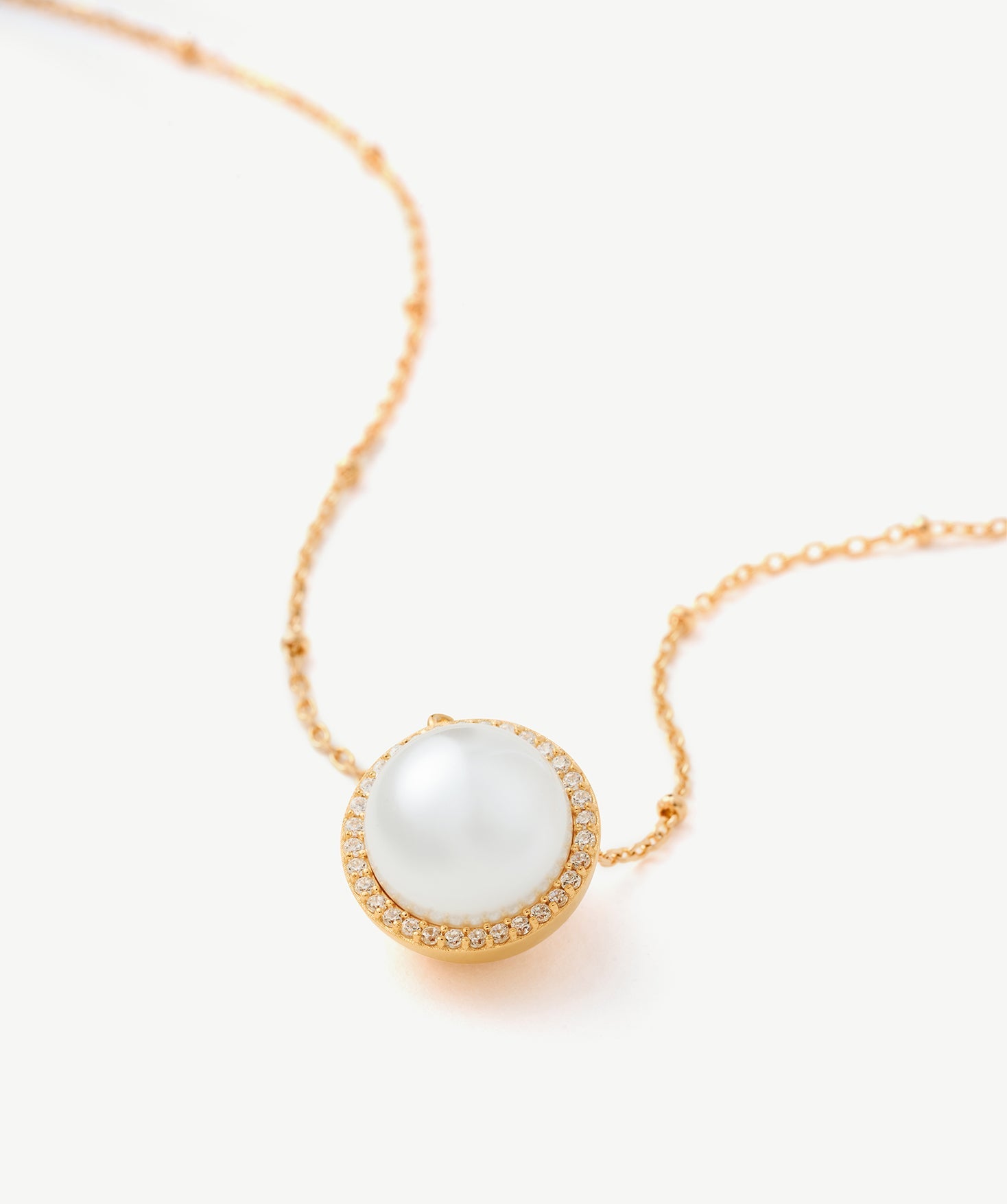 Gold Pearl Pendant Necklace | Belvria