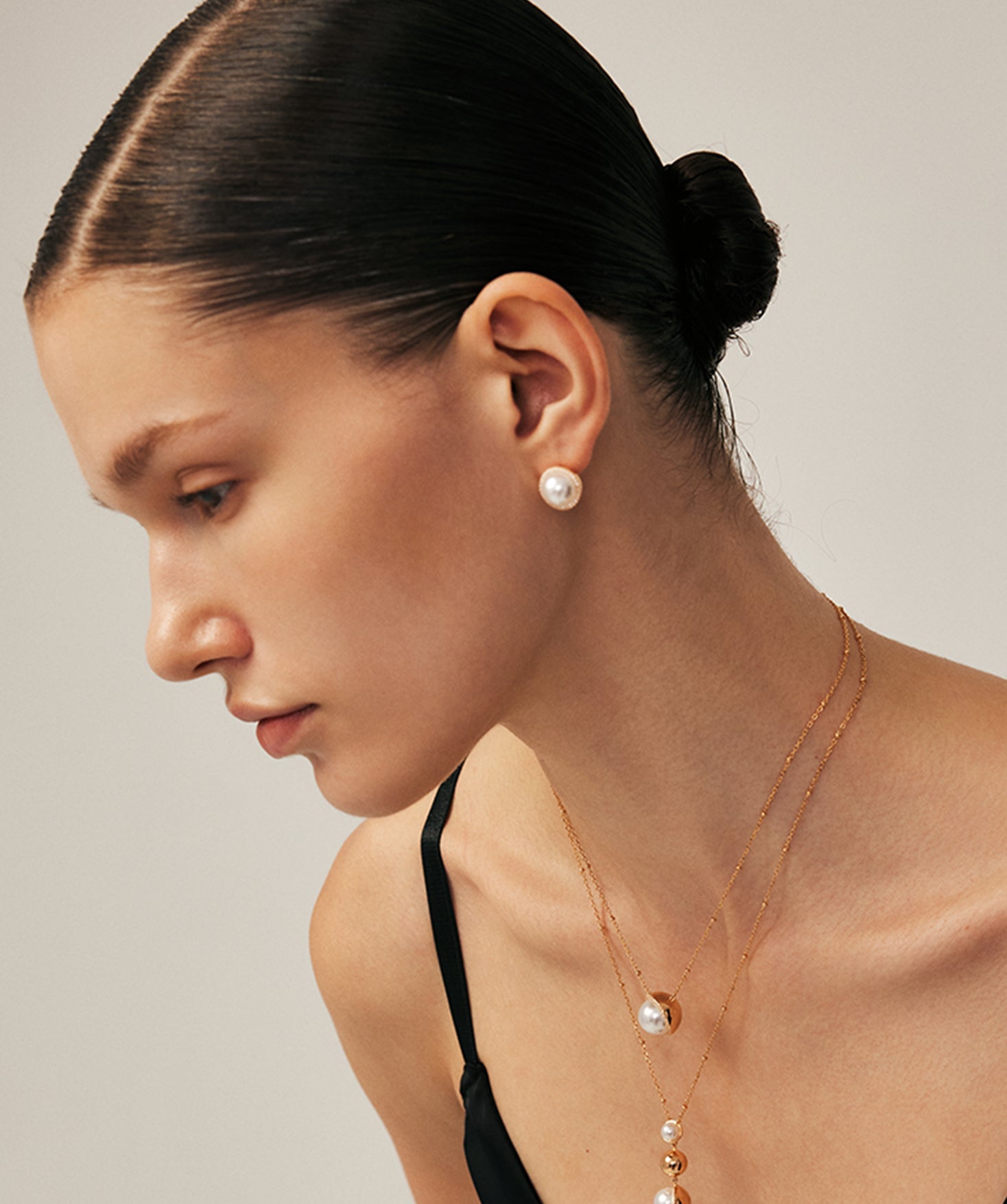 Pearl Halo Stud Earrings in Gold Vermeil | Belvria