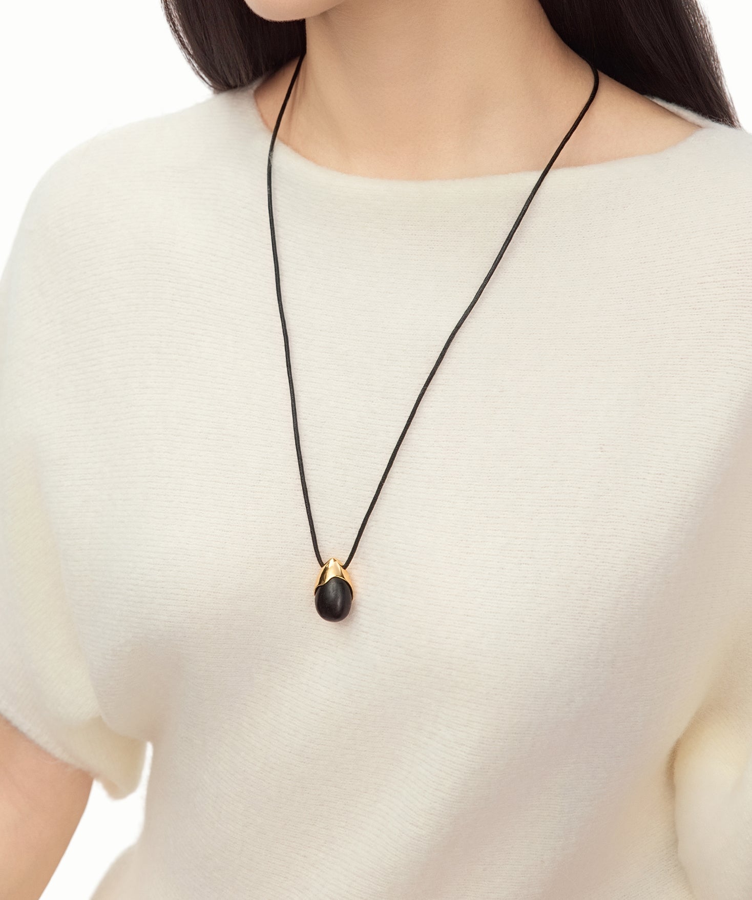 Reversible Ebony Wood Pendant Necklace | Belvria