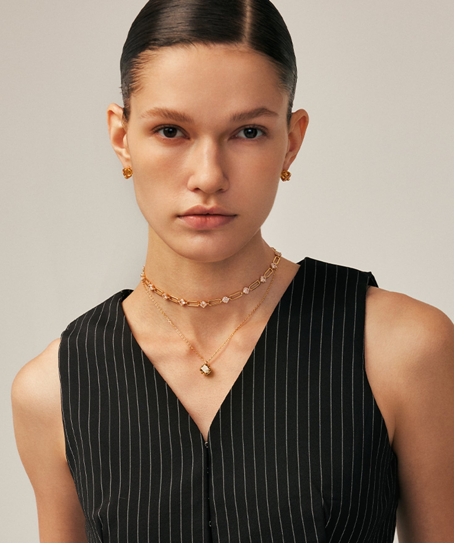 Champagne Solitaire Pendant Necklace | Belvria